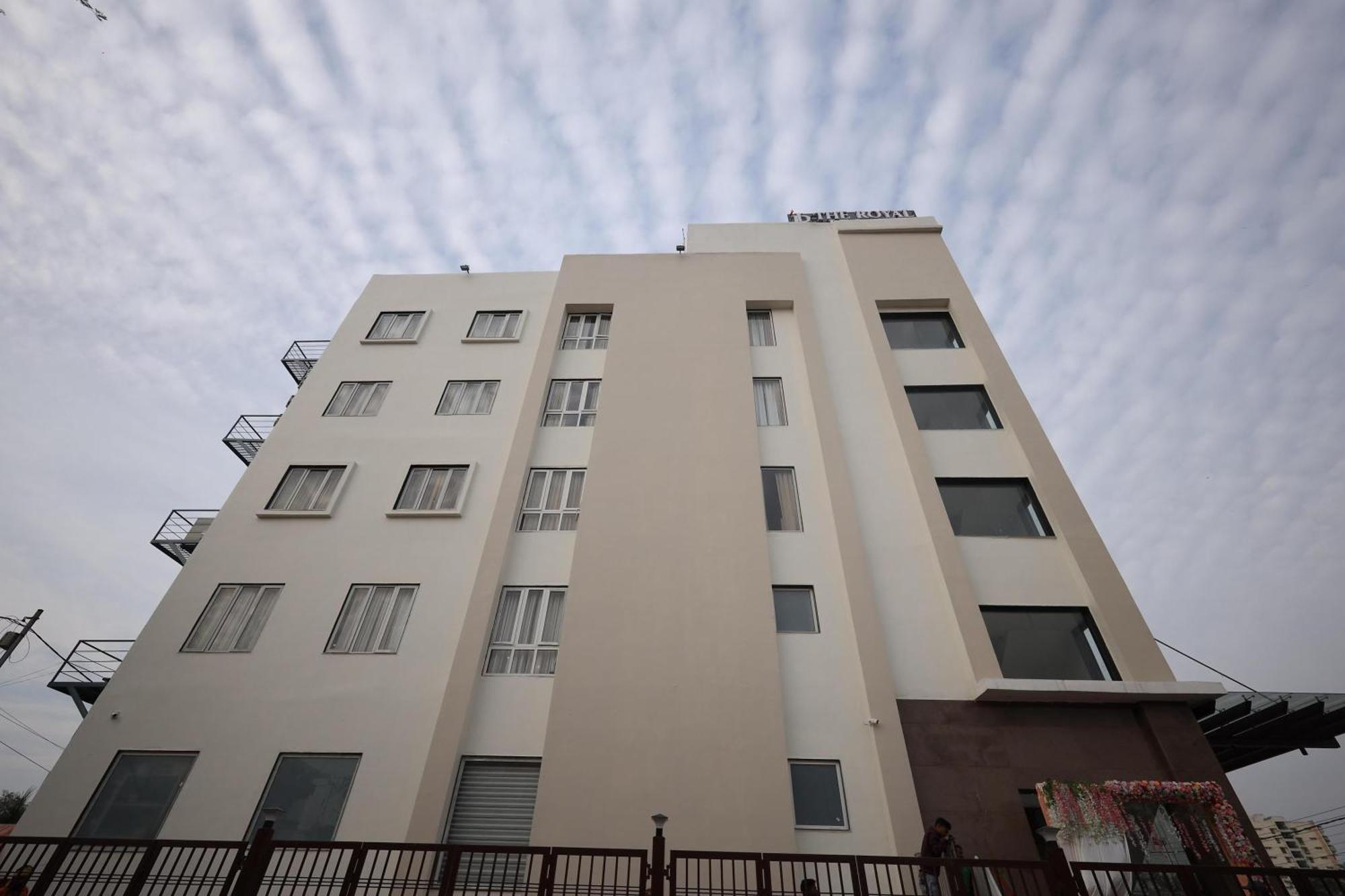 The Royal Legacy Hotel Lakhnau Kültér fotó