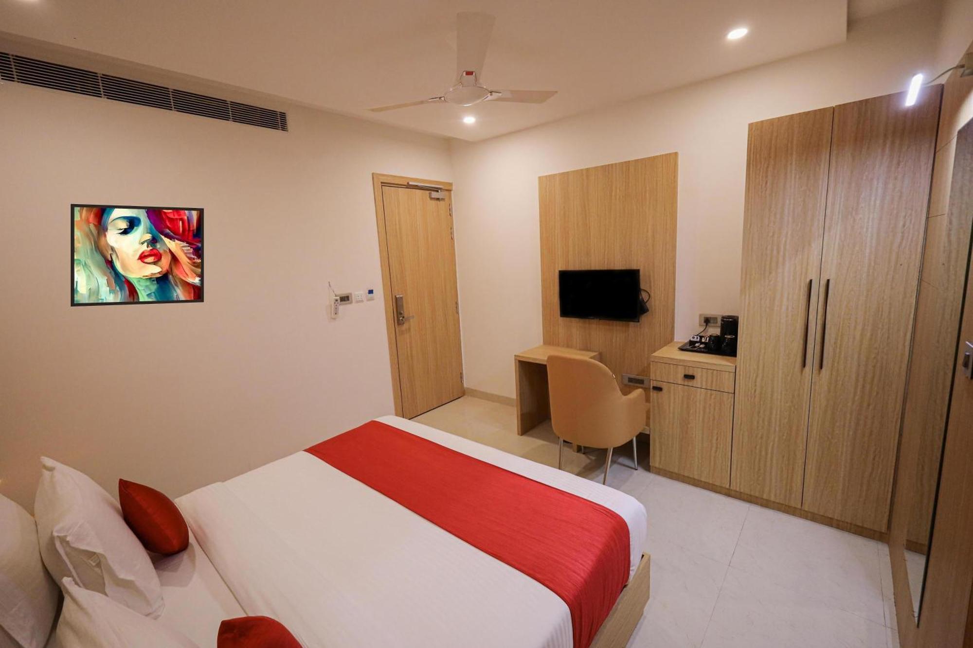 The Royal Legacy Hotel Lakhnau Kültér fotó